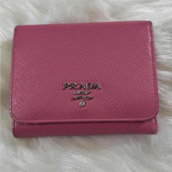 Authantic Prada Pink Trifold Hand Wallet - Picture 3 of 16